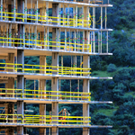 NextGen Tensioned WebRail™ - Construction site with wqorker