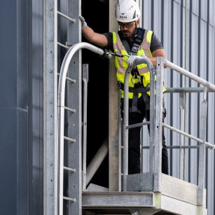 NextGen SecuRail Fixed Ladder Lifeline -  - Man on Scaffolding