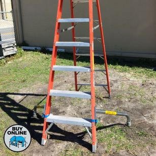 Ladder Safety-Legs on Step Ladder