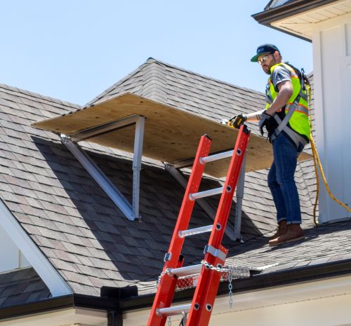 NextGen Hitchclip Roof Anchor with Work Platform in Action